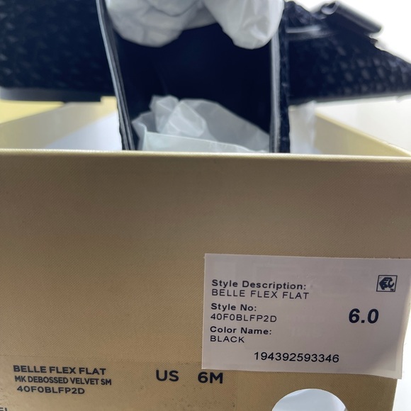 BNIB Michael Kors Belle Flex Valvet Flat Black 6 - Picture 2 of 10